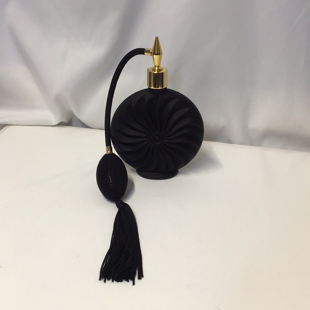 Magical Black vintage matte glass  Perfume Atomizer swirl with gold top unused